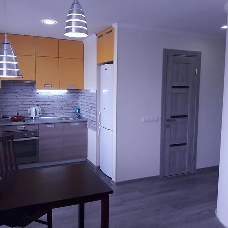 Apartmens Near Metalist Apartment Kharkov Luaran gambar